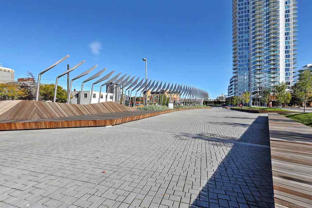 MLS® A2227968 - Unit #1002 519 Riverfront Avenue SE in Downtown East Village Calgary, Residential