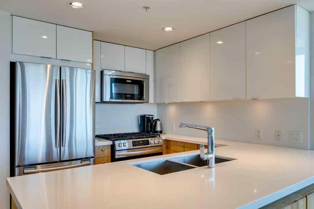 MLS® A2227968 - Unit #1002 519 Riverfront Avenue SE in Downtown East Village Calgary, Residential