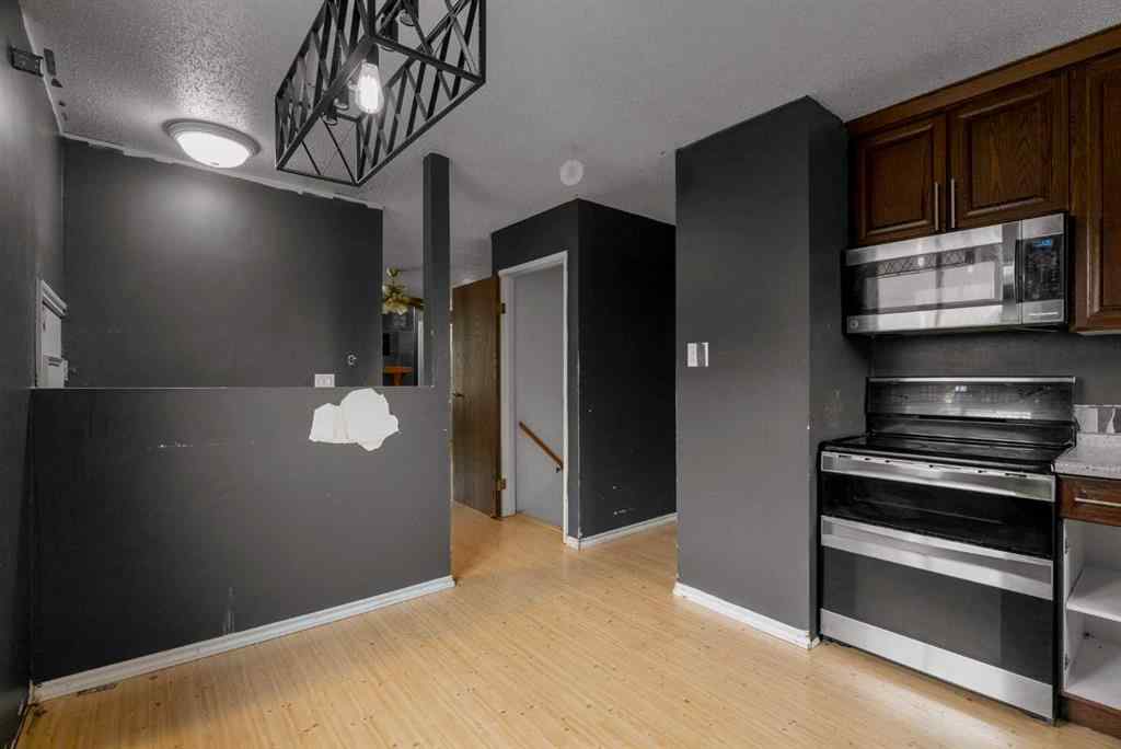 MLS® A2227969 - 105 Simpson Way  in Thickwood Fort McMurray, Residential