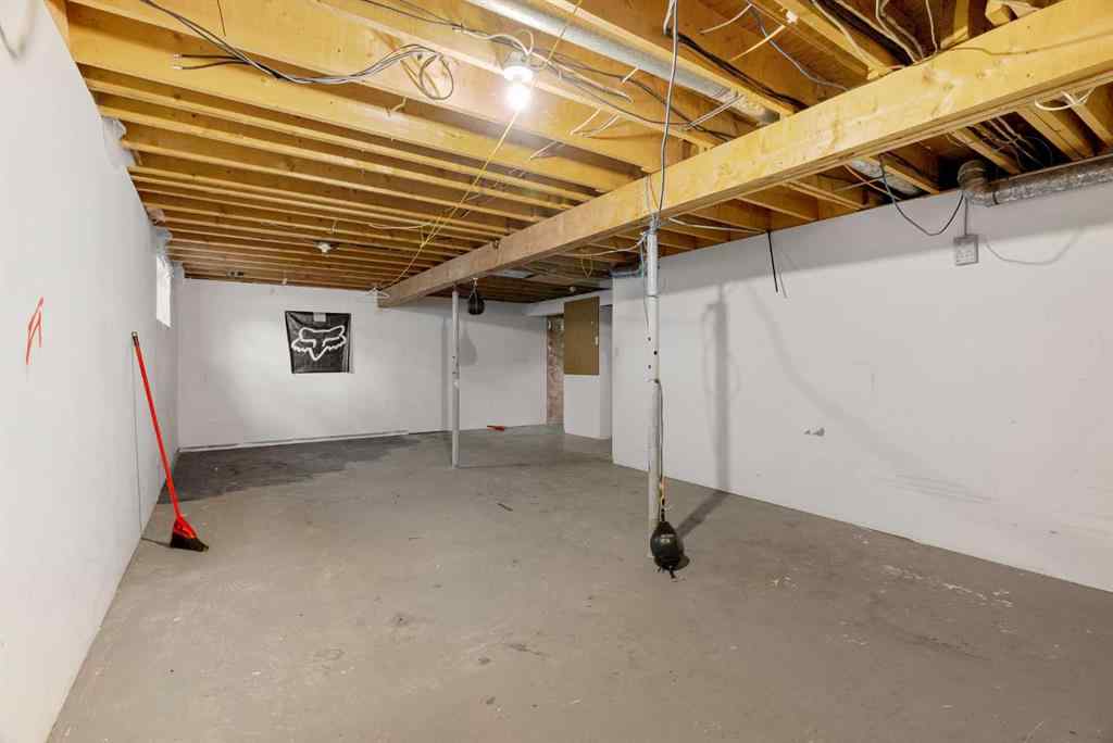 MLS® A2227969 - 105 Simpson Way  in Thickwood Fort McMurray, Residential