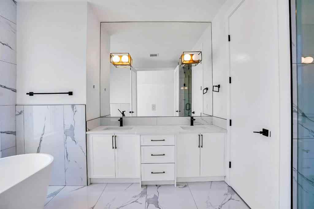 MLS® A2228004 - 2823 29 Street SW in Killarney/Glengarry Calgary, Residential