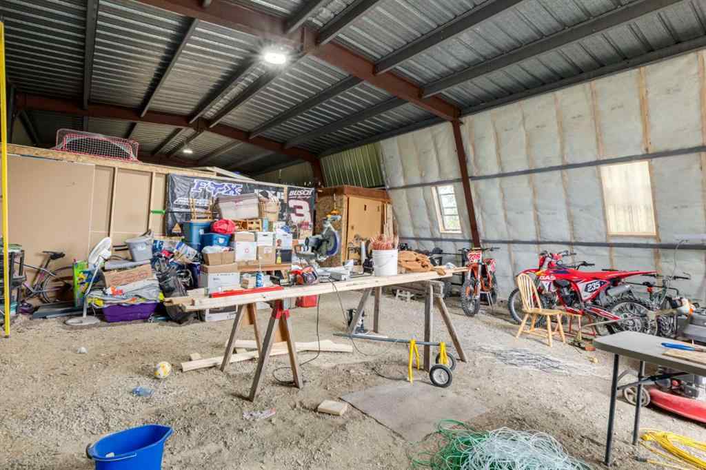 MLS® A2228063 - 33131 Meskanaw Road  in Bearspaw_Calg Rural Rocky View County, Residential