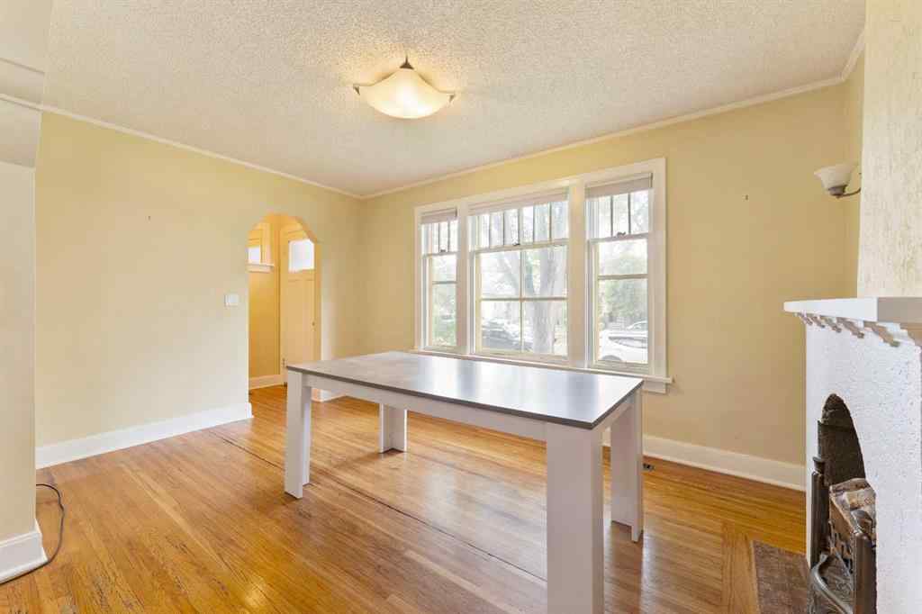 MLS® A2228102 - 2612 26A Street SW in Killarney/Glengarry Calgary, Residential