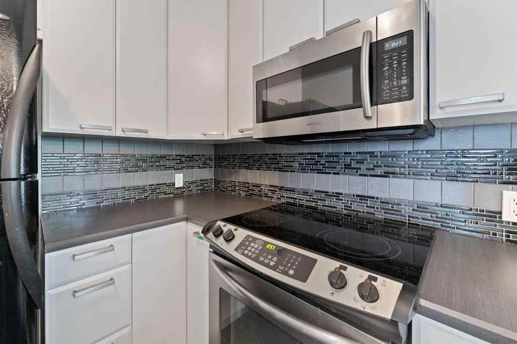 MLS® A2228102 - 2612 26A Street SW in Killarney/Glengarry Calgary, Residential