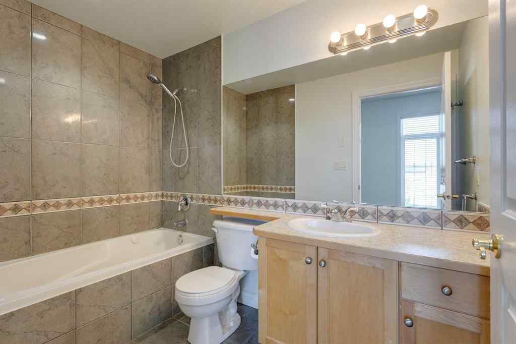 MLS® A2228107 - Unit #403 1315 12 Avenue SW in Beltline Calgary, Residential