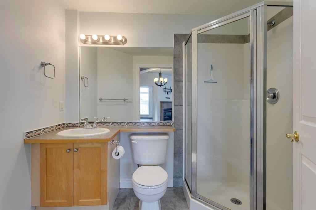 MLS® A2228107 - Unit #403 1315 12 Avenue SW in Beltline Calgary, Residential
