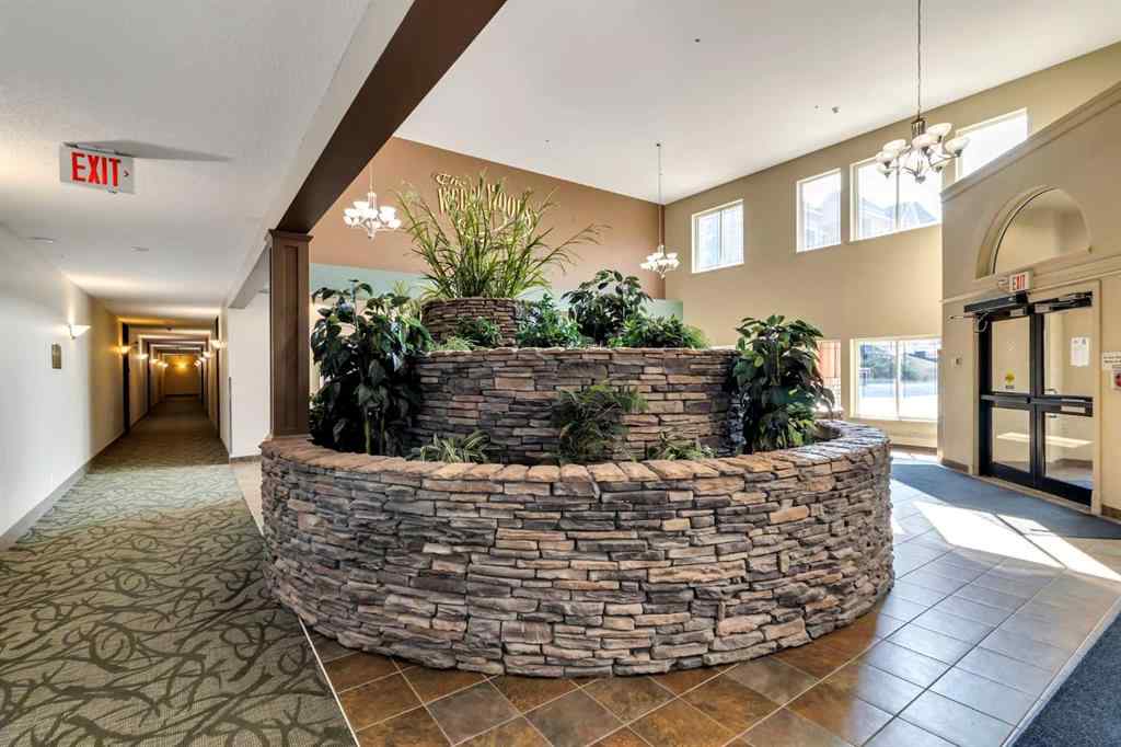 MLS® A2228108 - Unit #110 20 Discovery Ridge Close SW in Discovery Ridge Calgary, Residential