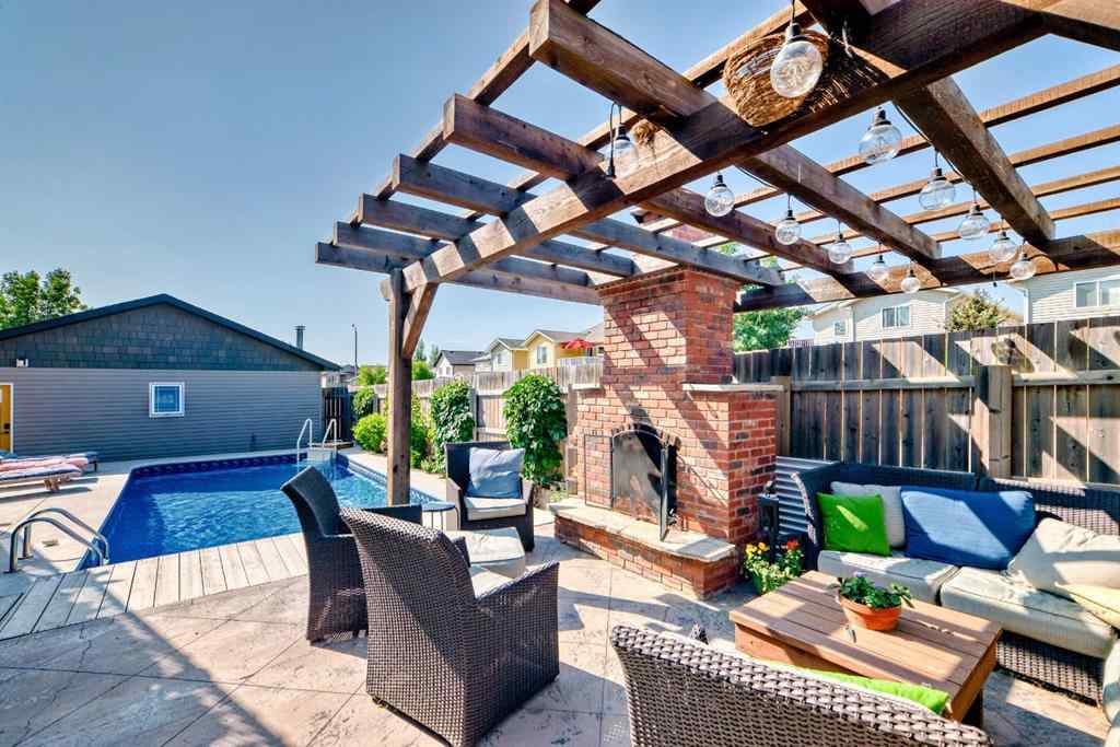 MLS® A2228153 - 340 Tartan Circle W in West Highlands Lethbridge, Residential