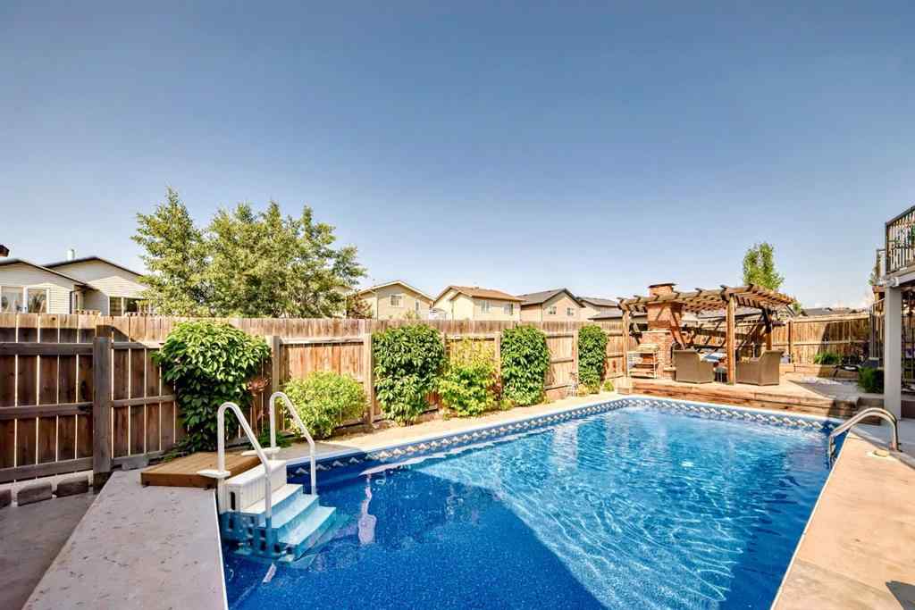 MLS® A2228153 - 340 Tartan Circle W in West Highlands Lethbridge, Residential