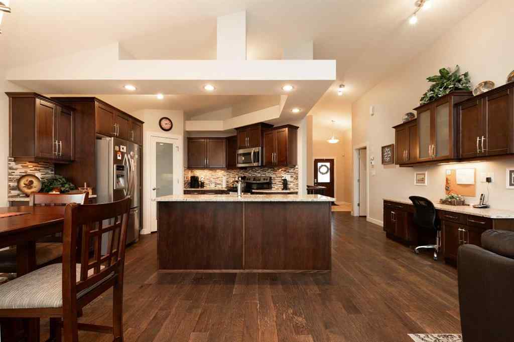 MLS® A2228185 - 342 Sixmile Ridge S in Southgate Lethbridge, Residential