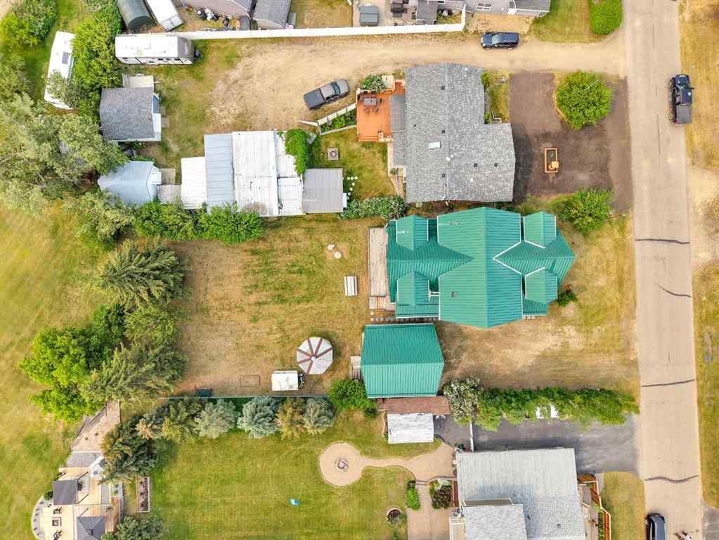 MLS® A2228190 - 8 Oliver Avenue  in NONE Gull Lake, Residential