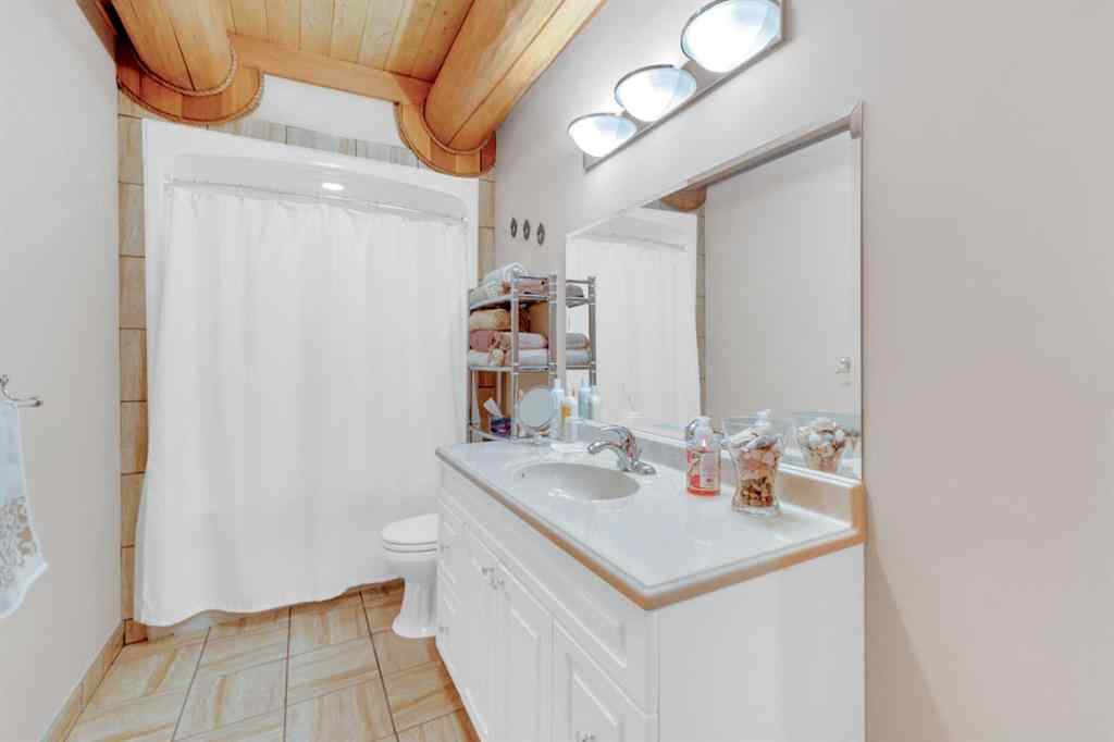 MLS® A2228190 - 8 Oliver Avenue  in NONE Gull Lake, Residential