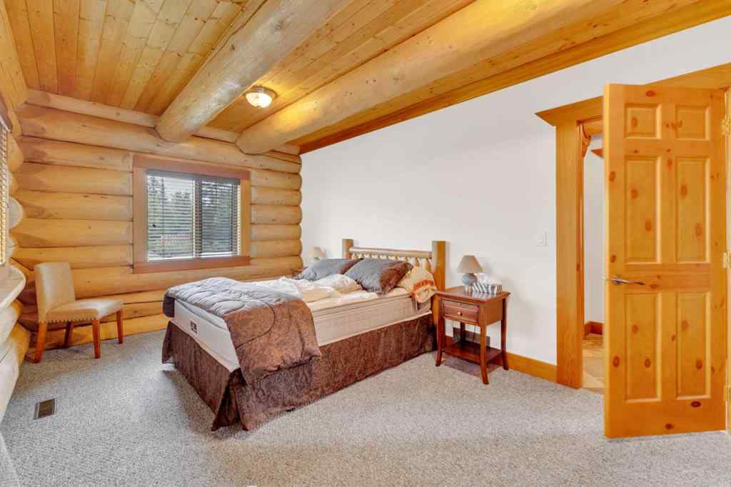 MLS® A2228190 - 8 Oliver Avenue  in NONE Gull Lake, Residential