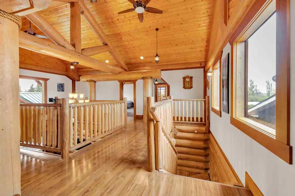 MLS® A2228190 - 8 Oliver Avenue  in NONE Gull Lake, Residential