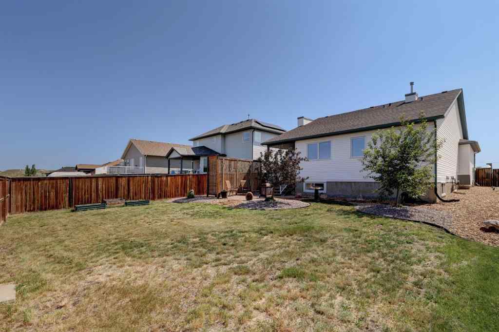 MLS® A2228204 - 600 Bankview Drive  in Bankview Drumheller, Residential