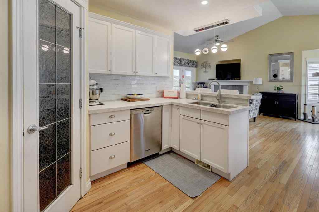 MLS® A2228204 - 600 Bankview Drive  in Bankview Drumheller, Residential