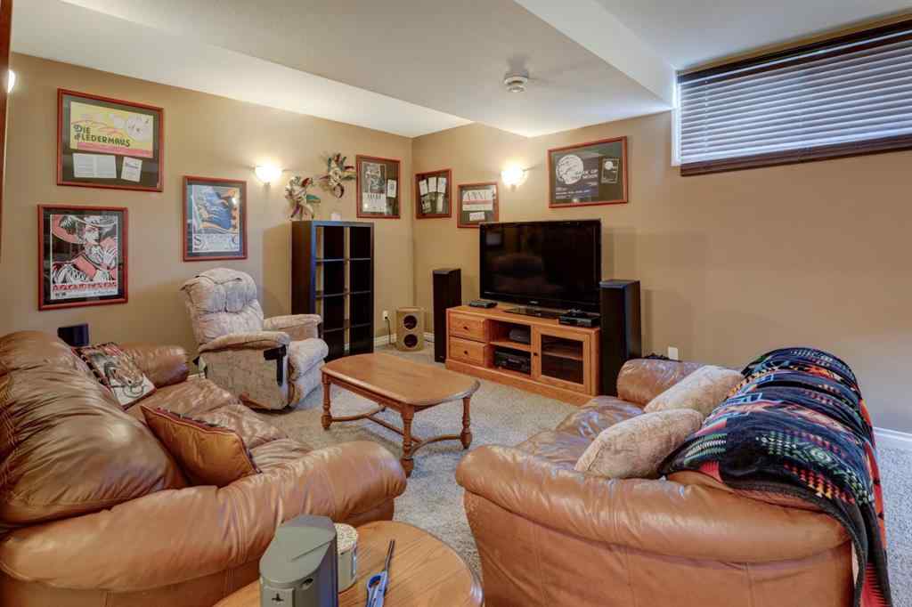 MLS® A2228204 - 600 Bankview Drive  in Bankview Drumheller, Residential