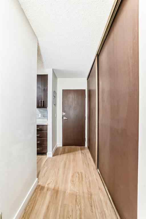 MLS® A2228206 - Unit #2204 4001B 49 Street NW in Varsity Calgary, Residential