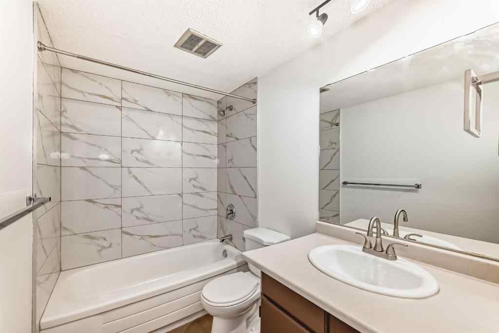 MLS® A2228206 - Unit #2204 4001B 49 Street NW in Varsity Calgary, Residential