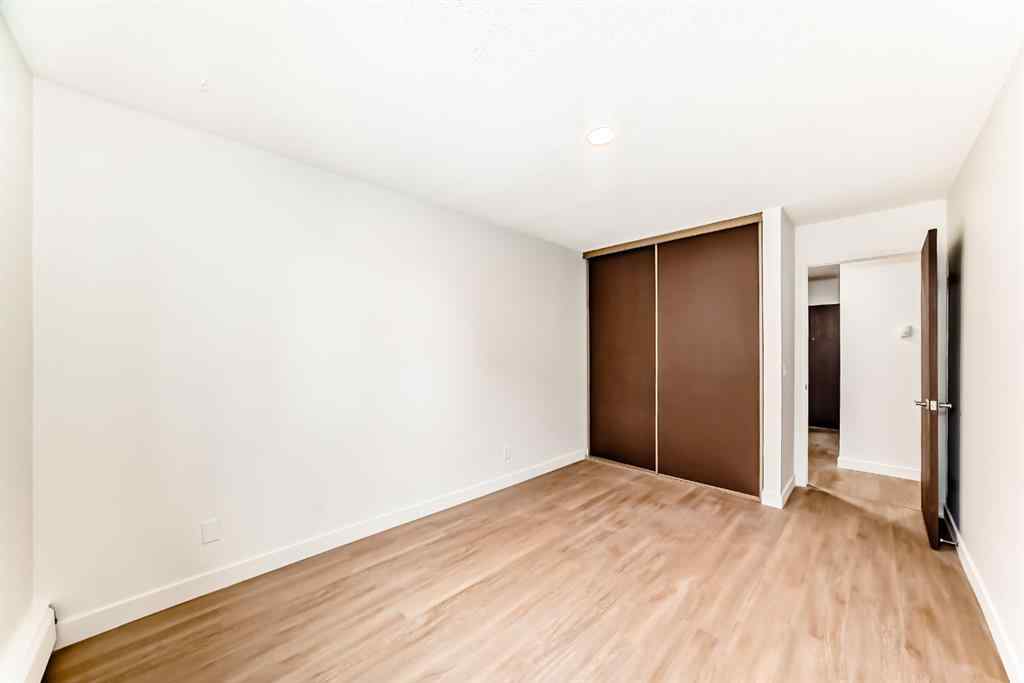MLS® A2228206 - Unit #2204 4001B 49 Street NW in Varsity Calgary, Residential