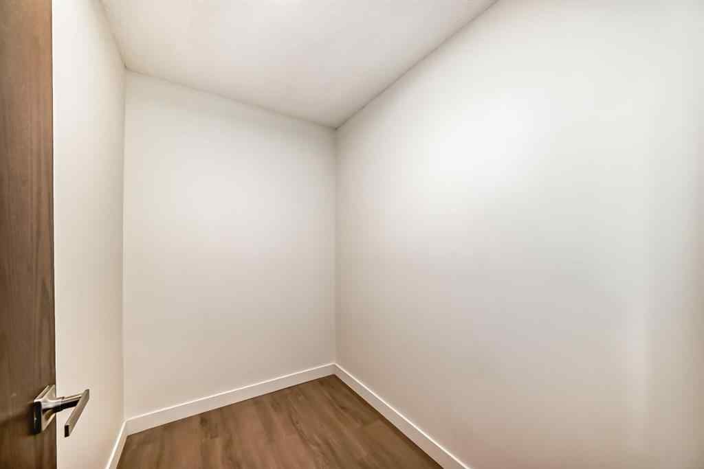 MLS® A2228206 - Unit #2204 4001B 49 Street NW in Varsity Calgary, Residential