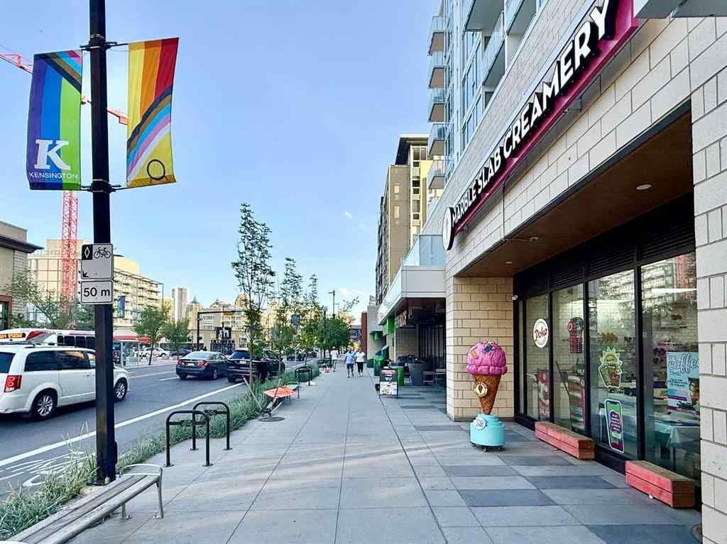 MLS® A2228212 - 423 10 Street  in Hillhurst Calgary, Commercial