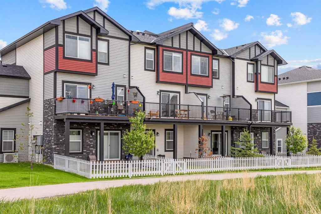 MLS® A2228218 - 2003 Jumping Pound Common  in Jumping Pound Ridge Cochrane, Residential