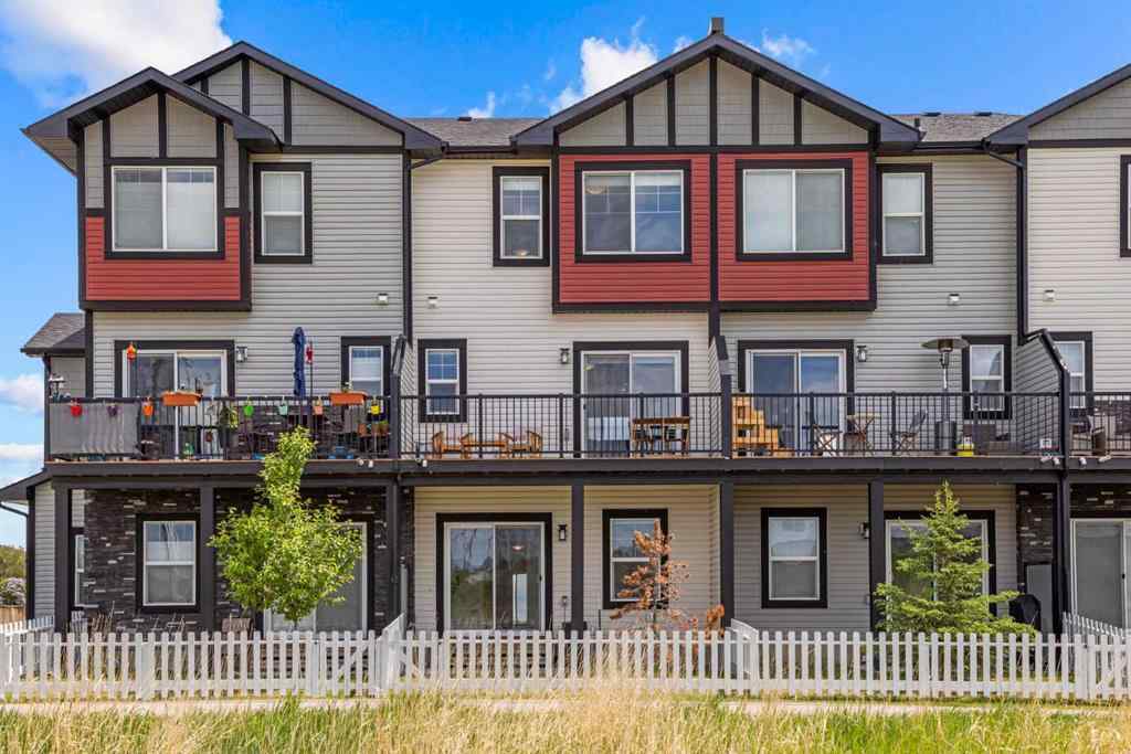 MLS® A2228218 - 2003 Jumping Pound Common  in Jumping Pound Ridge Cochrane, Residential
