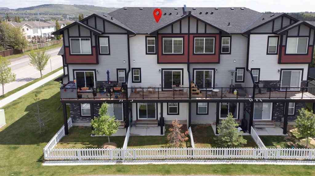 MLS® A2228218 - 2003 Jumping Pound Common  in Jumping Pound Ridge Cochrane, Residential
