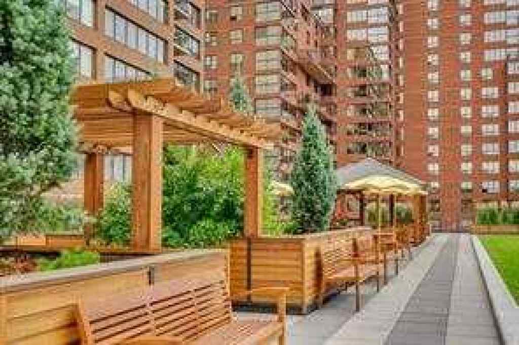MLS® A2228263 - Unit #1703 330 26 Avenue SW in Mission Calgary, Residential