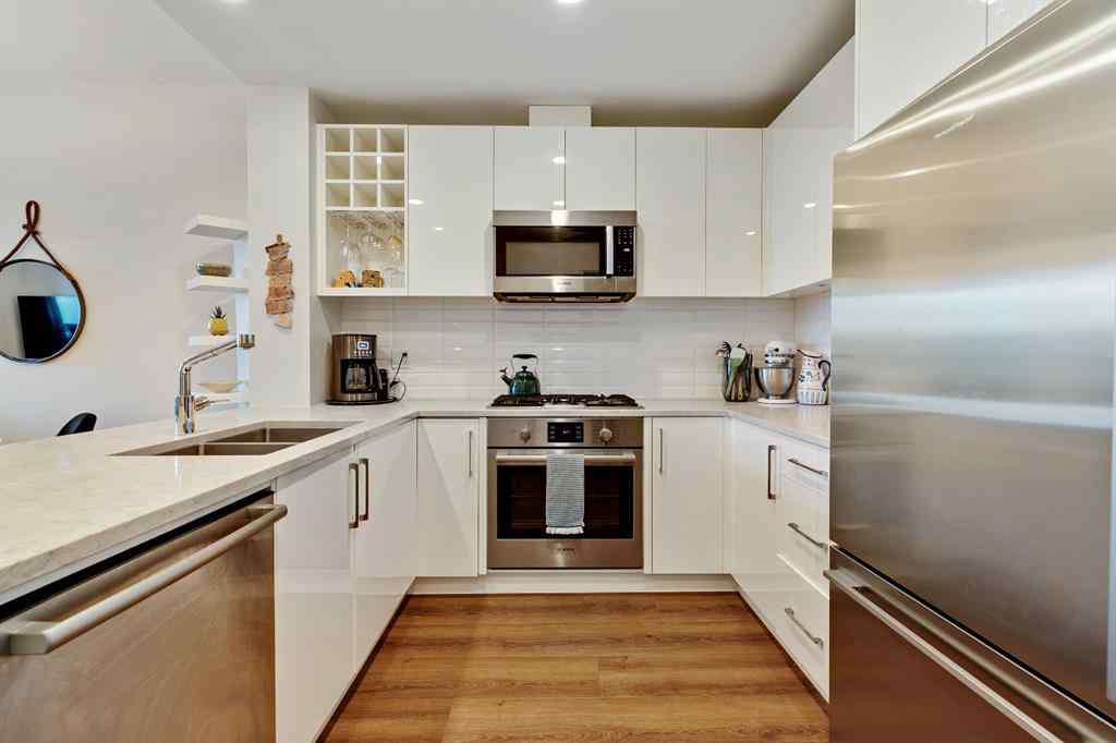MLS® A2228290 - Unit #309 301 10 Street NW in Hillhurst Calgary, Residential
