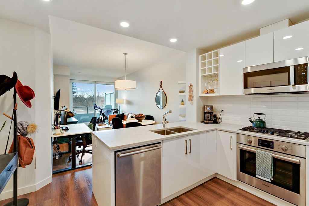 MLS® A2228290 - Unit #309 301 10 Street NW in Hillhurst Calgary, Residential