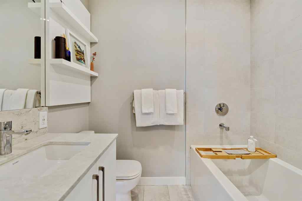 MLS® A2228290 - Unit #309 301 10 Street NW in Hillhurst Calgary, Residential