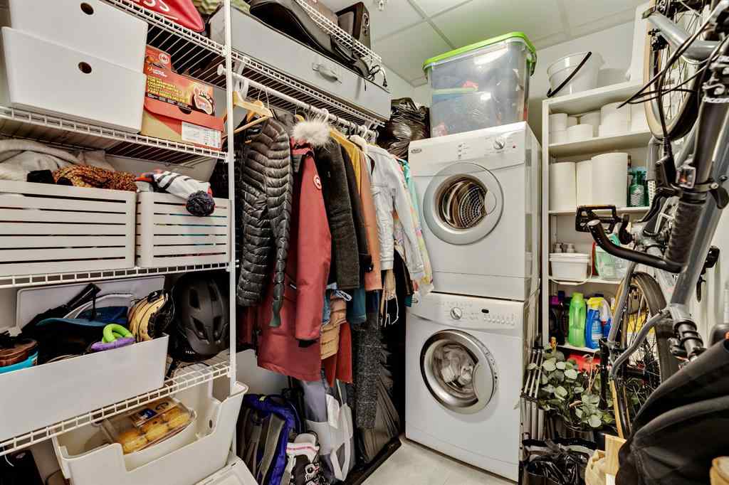 MLS® A2228290 - Unit #309 301 10 Street NW in Hillhurst Calgary, Residential