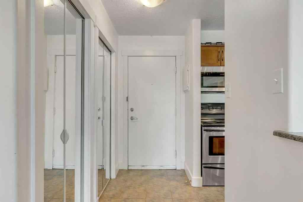 MLS® A2228301 - Unit #309 355 5 Avenue NE in Crescent Heights Calgary, Residential