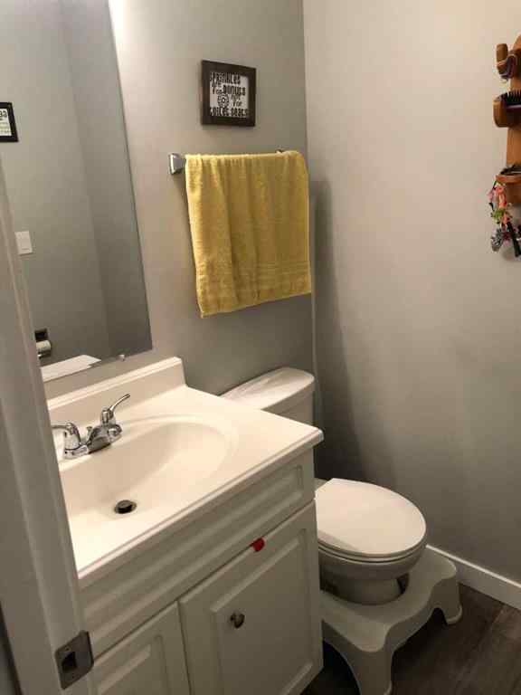MLS® A2228310 - 1803 Lakeside Road S in Lakeview Lethbridge, Rental