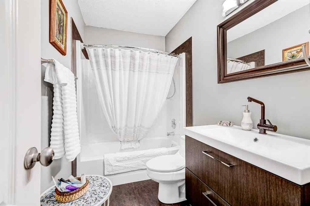MLS® A2228336 - 9603 97 Street  in NONE Sexsmith, Residential
