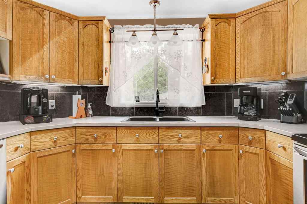 MLS® A2228336 - 9603 97 Street  in NONE Sexsmith, Residential