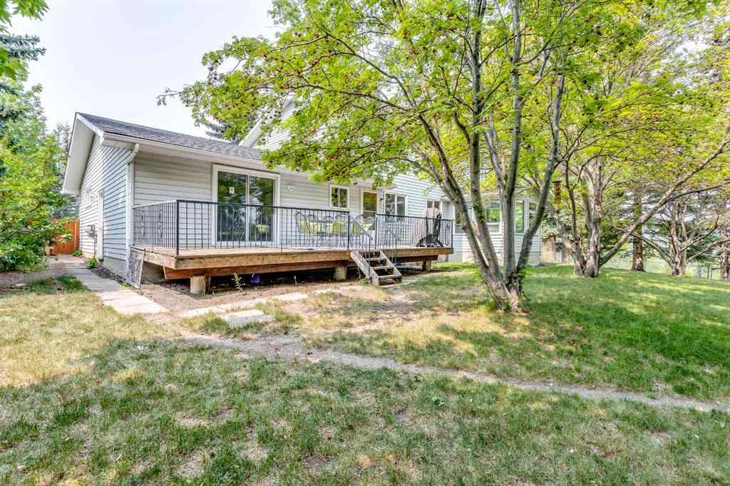 MLS® A2228340 - 116 Varsity Green Bay NW in Varsity Calgary, Residential