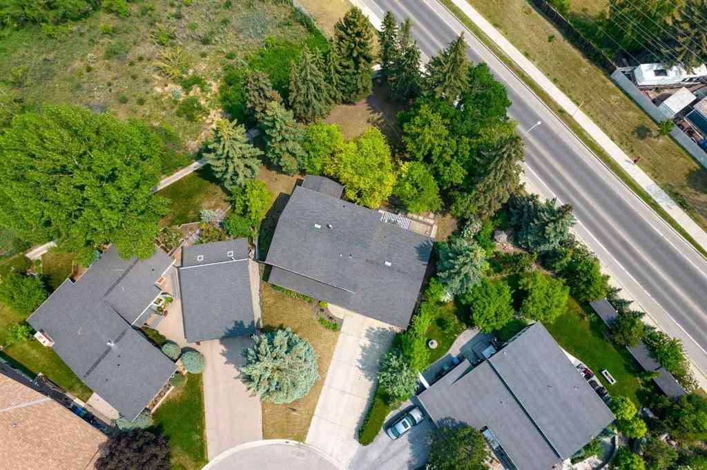 MLS® A2228340 - 116 Varsity Green Bay NW in Varsity Calgary, Residential