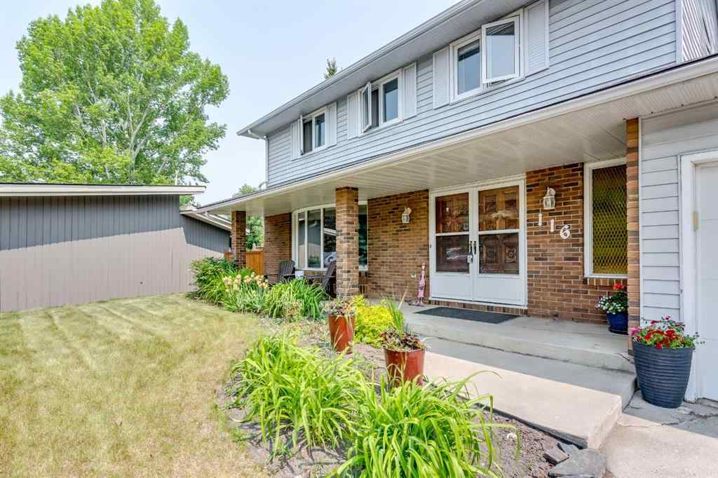 MLS® A2228340 - 116 Varsity Green Bay NW in Varsity Calgary, Residential