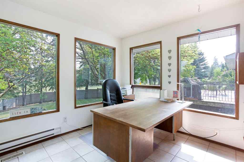 MLS® A2228340 - 116 Varsity Green Bay NW in Varsity Calgary, Residential