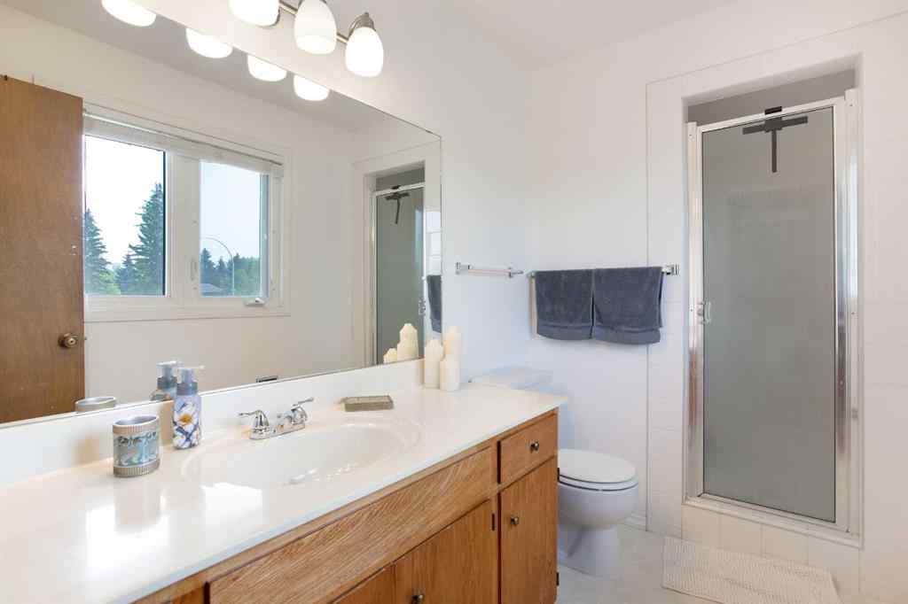 MLS® A2228340 - 116 Varsity Green Bay NW in Varsity Calgary, Residential