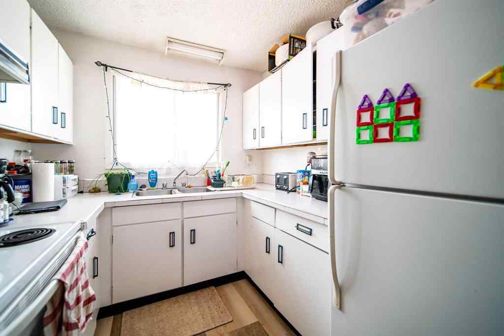 MLS® A2228342 - 1601 5 Avenue  in Wainwright Wainwright, Residential