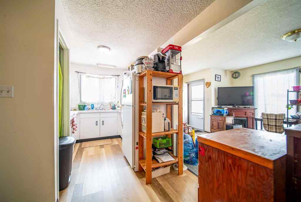 MLS® A2228342 - 1601 5 Avenue  in Wainwright Wainwright, Residential