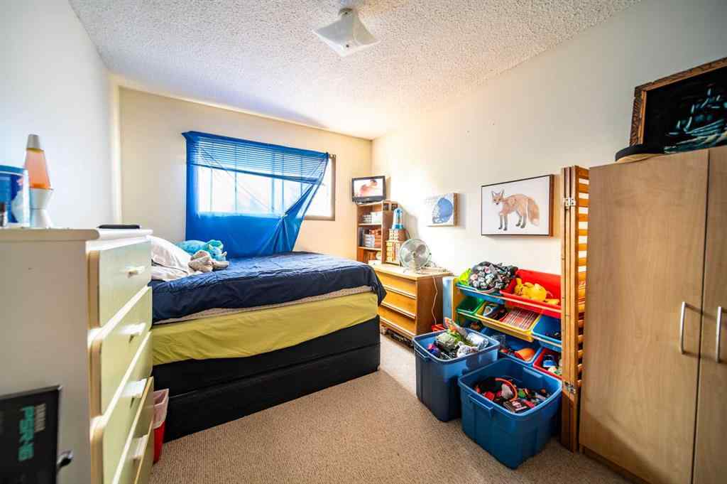 MLS® A2228342 - 1601 5 Avenue  in Wainwright Wainwright, Residential