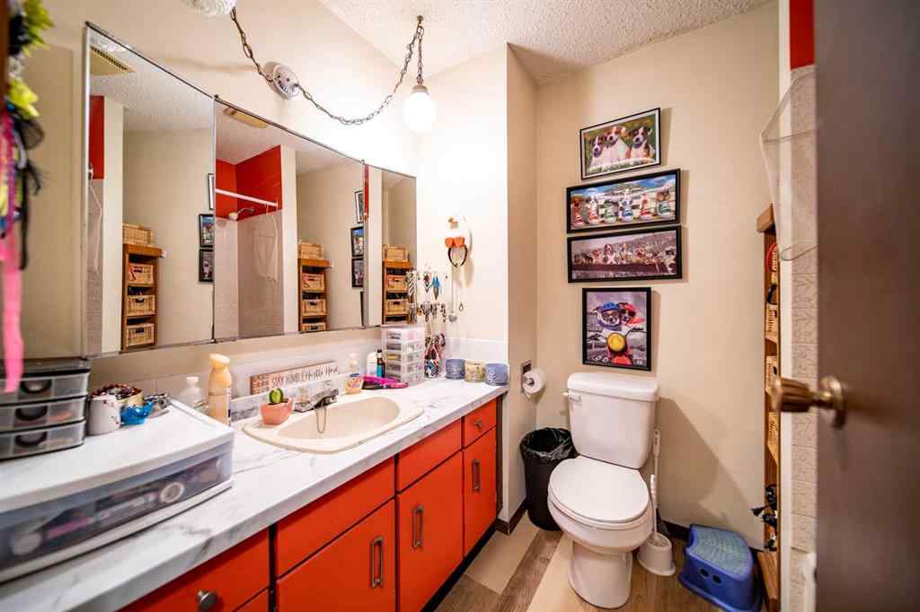 MLS® A2228342 - 1601 5 Avenue  in Wainwright Wainwright, Residential