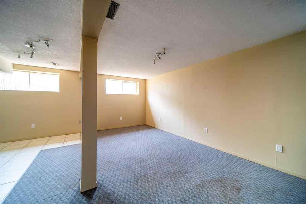MLS® A2228342 - 1601 5 Avenue  in Wainwright Wainwright, Residential