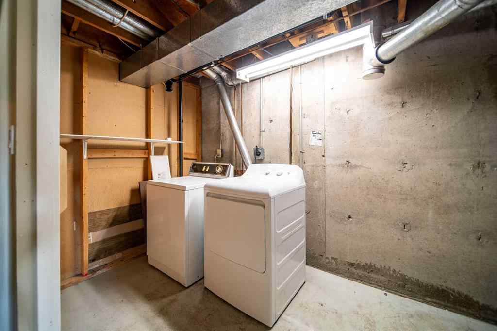 MLS® A2228342 - 1601 5 Avenue  in Wainwright Wainwright, Residential