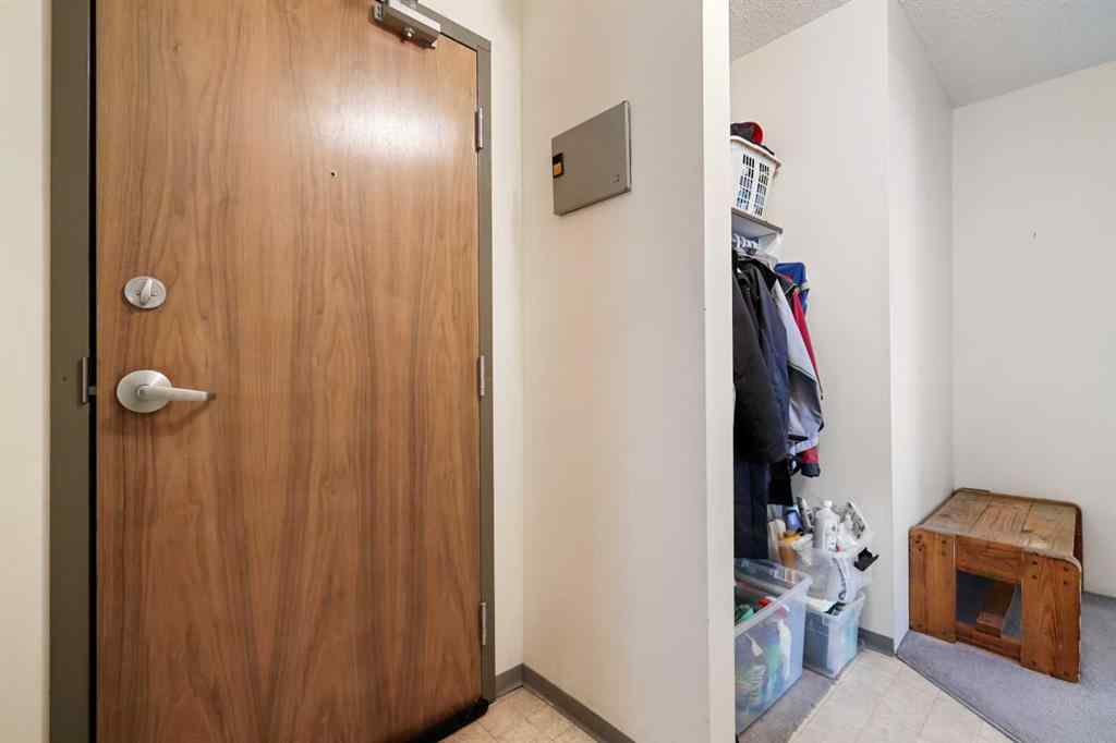 MLS® A2228359 - Unit #207 310 4 Avenue NE in Crescent Heights Calgary, Residential